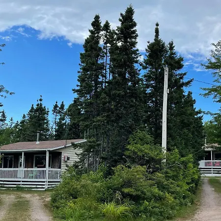Sea Breeze Cottages Ingonish Exterior photo